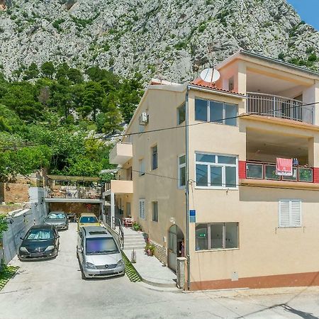 Apartment Ivanka Omiš Eksteriør billede