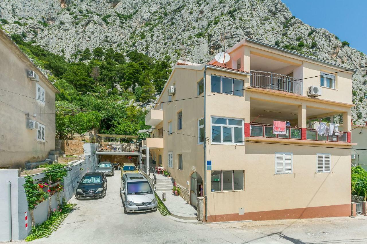 Apartment Ivanka Omiš Eksteriør billede